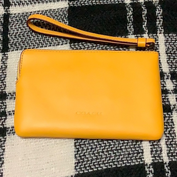 Coach x Disney skateboarding Mickey Mouse zip corner wallet - Picture 2 of 9